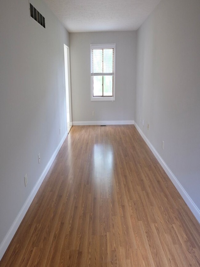 Building Photo - 1307 Kingsridge Ct