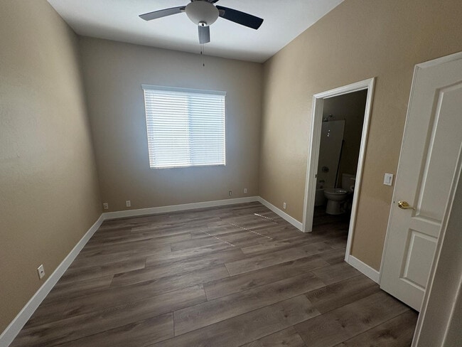 Building Photo - 2245 E Detroit St