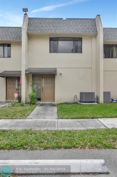 Building Photo - 97 Deer Creek Rd