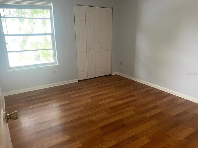 Building Photo - 12086 Mendel Dr