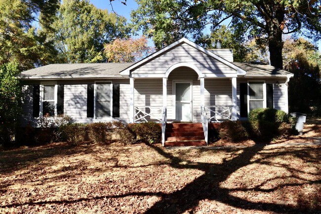 Primary Photo - Lovely home in Charlotte