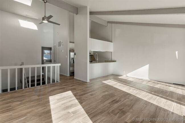 Building Photo - 3712 S Madison Ave