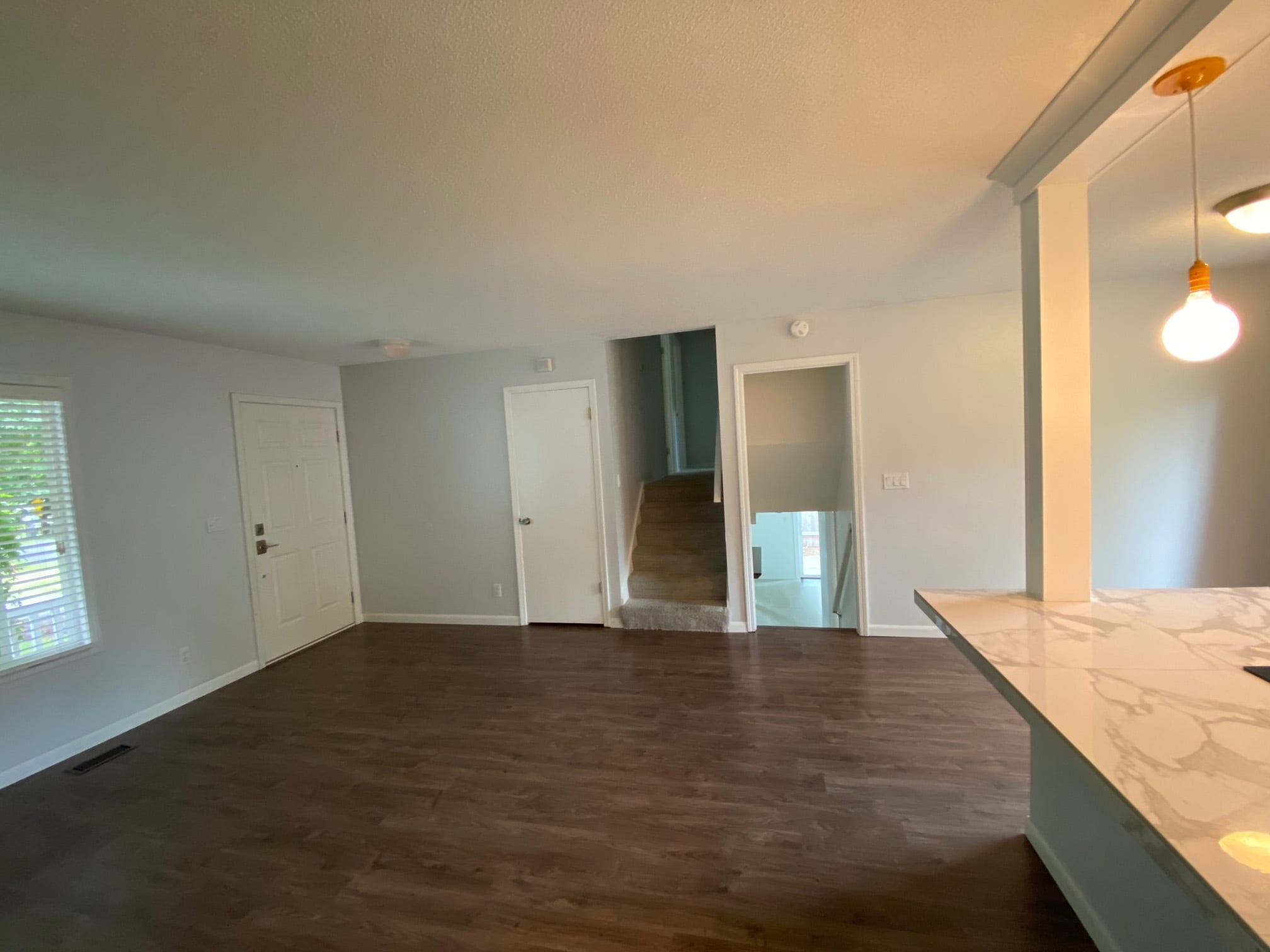 Building Photo - 10170 SW 72nd Ave