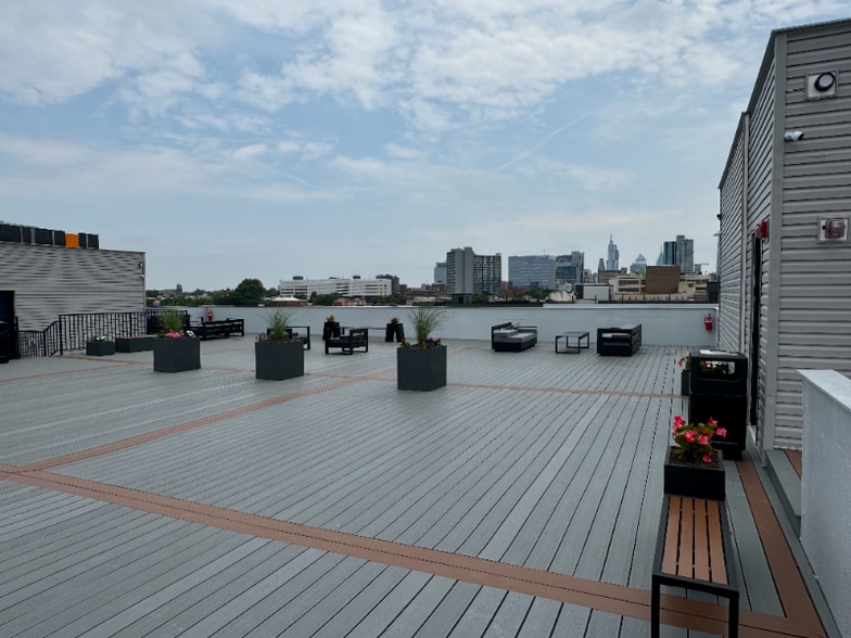 Building Photo - 4211 Chestnut St