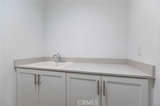 Building Photo - 43 Miren Pl