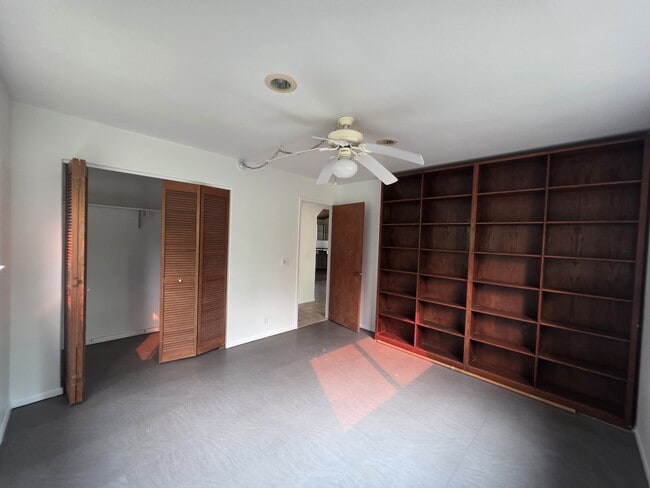 Building Photo - 15-1794-1794 1st Ave