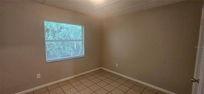 Building Photo - 333 S Osceola St