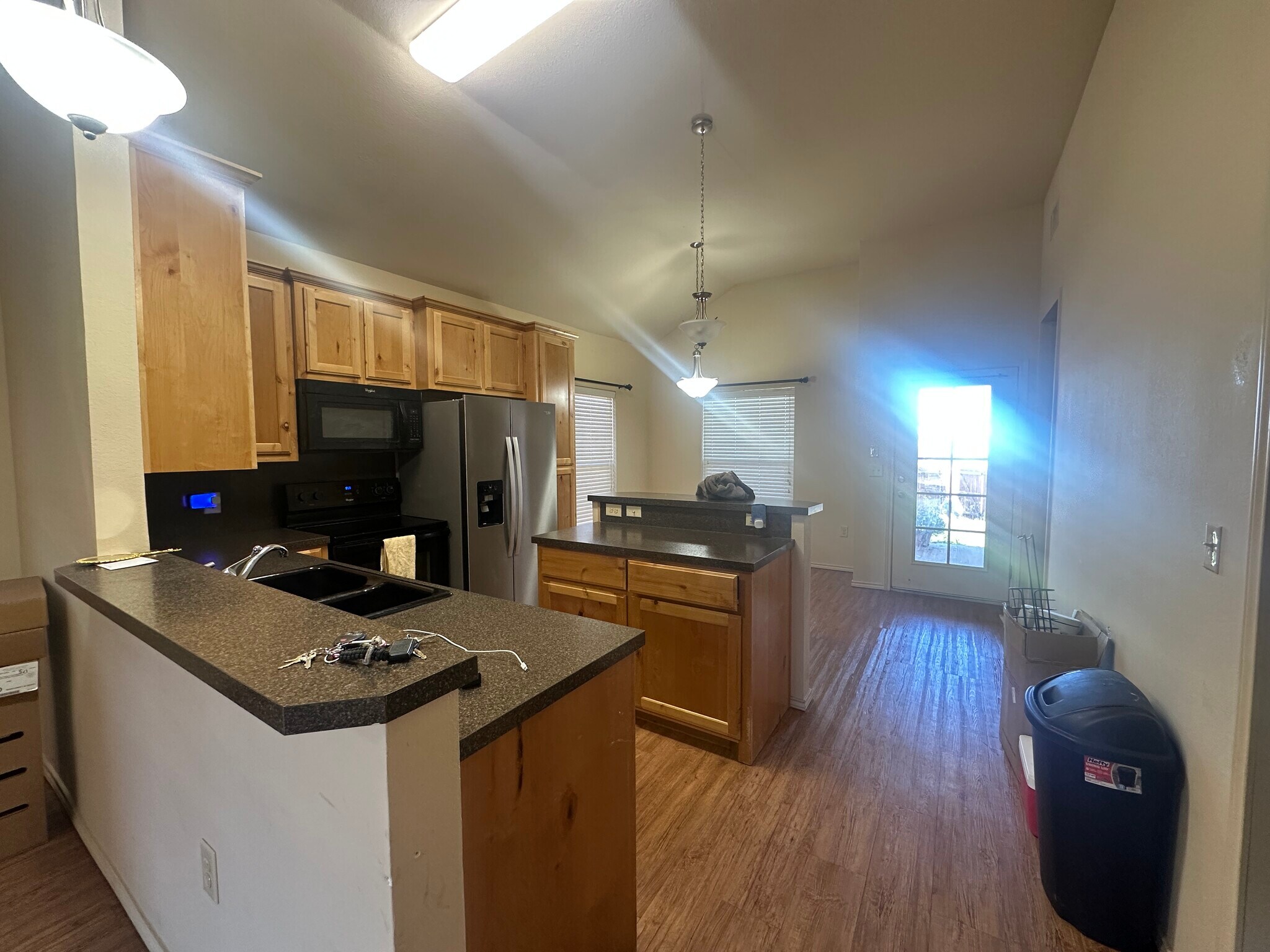 Building Photo - 407 Magnolia St