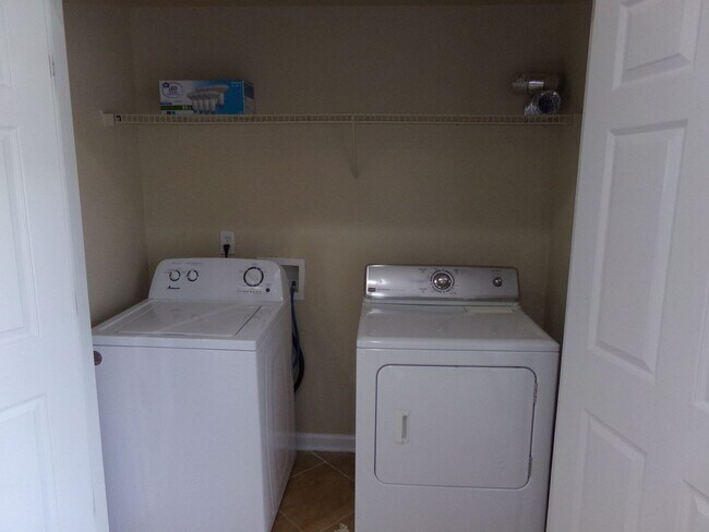 Building Photo - Townhome in Sumerlin at Bartram Park