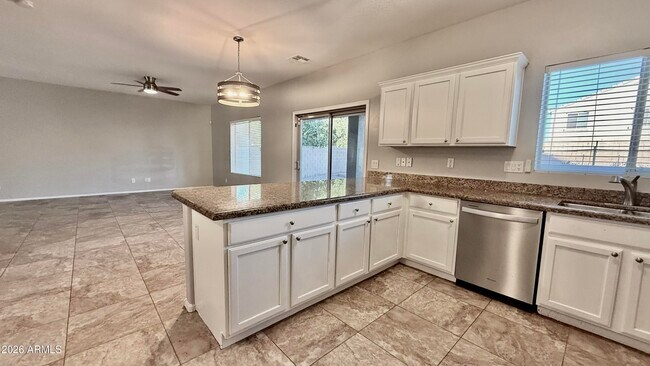 Building Photo - 14174 W Crocus Dr