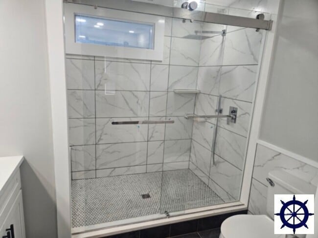 Building Photo - 4555 Horne Ave