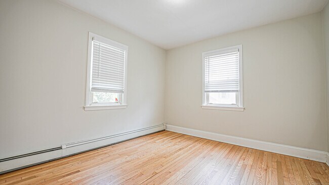 Building Photo - 4070 Madison Ave