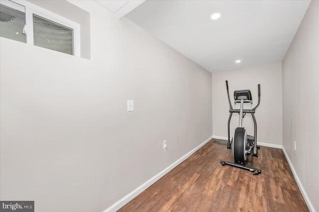 Building Photo - 140 Gold Kettle Dr