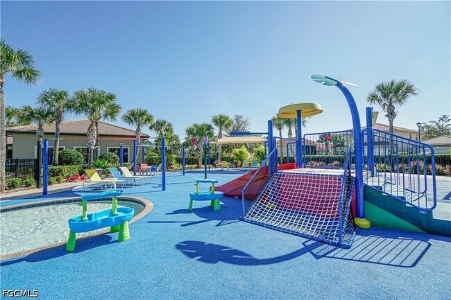 Building Photo - 10535 Carolina Willow Dr