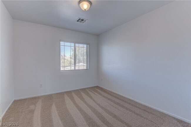 Building Photo - 5536 Overlook Valley St