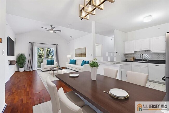 Building Photo - 932 Del Negro Ct