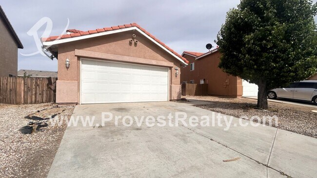 Building Photo - 3 Bed, 2 Bath Victorville Home!!