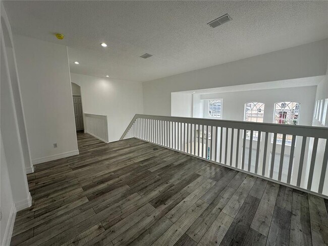 Building Photo - 1907 Cedar Arch Ln