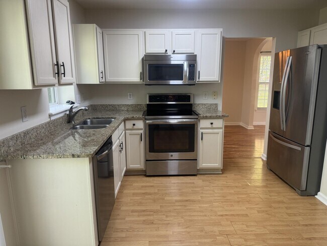 Building Photo - 1410 Juniper Hills Ln