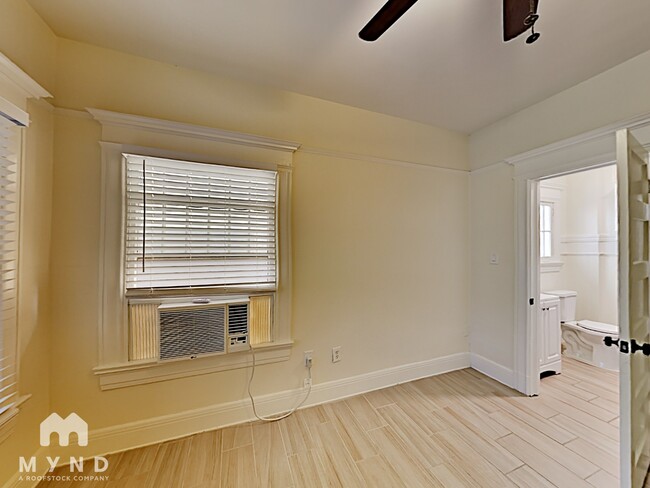 Building Photo - 821 14th St