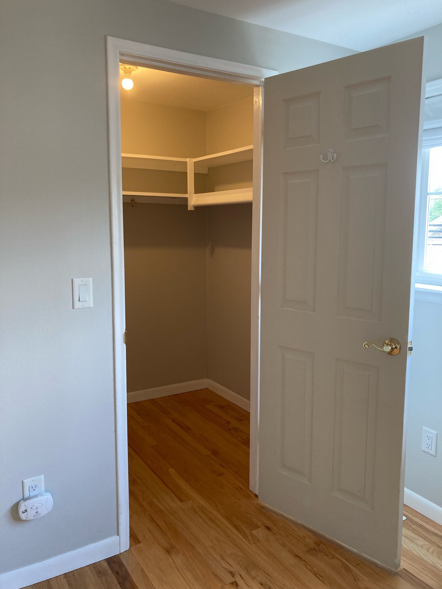 Walk in Closet - 2765 Page Ave