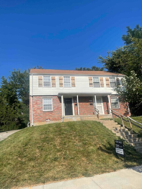 Building Photo - 5425 Swope Pkwy