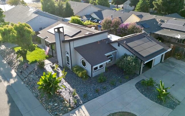 Building Photo - 5107 Parque Vista Way