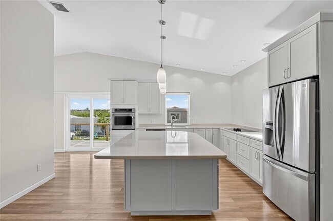 Building Photo - 775 182nd Ave E