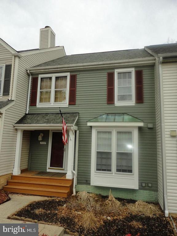 Building Photo - 8222 Maple Ridge Ave