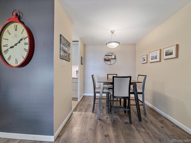 Building Photo - Condo 1Bed 1Bath - Long Realty and Property Management