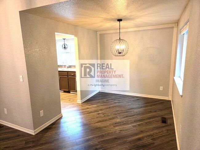 Building Photo - !!MOVE-IN SPECIAL- 50% OFF 1ST FULL MONTH RENT!!  Beautiful 3 Bedroom, 2 Bath in Lacey!