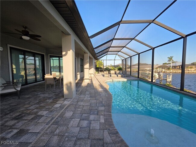 Building Photo - 1255 NW 38th Ave