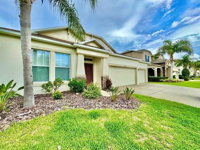 Building Photo - 3989 Windcrest Dr