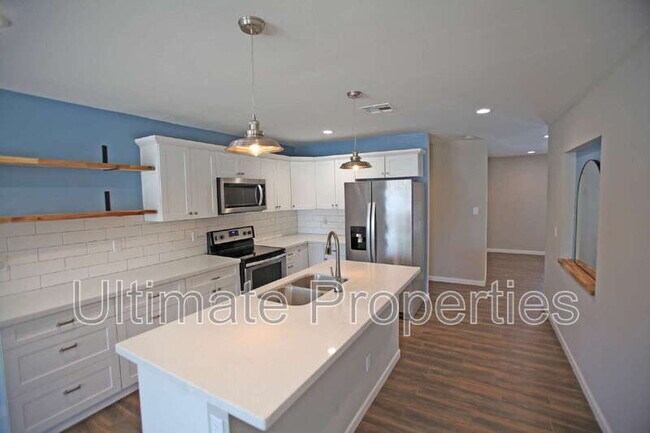 Building Photo - 17802 N 43rd Way