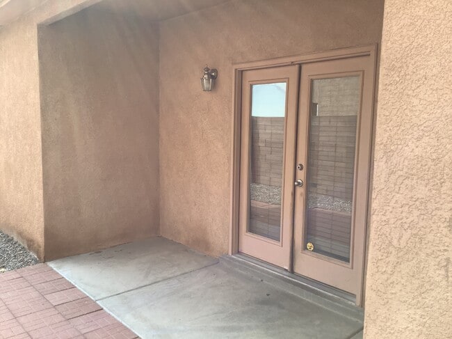 Building Photo - 3141 Zia St NE