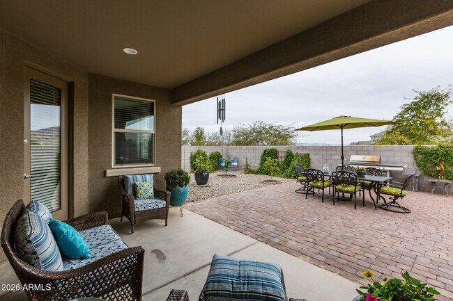Building Photo - 35549 N Bandolier Dr