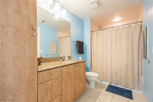 Building Photo - 2825 Palm Beach Blvd