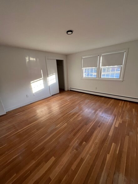 Building Photo - 80 Pond St