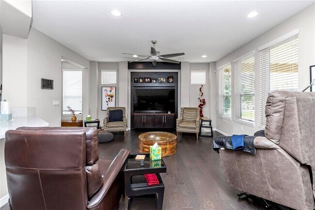 Building Photo - 5423 NW 35th Ln Rd