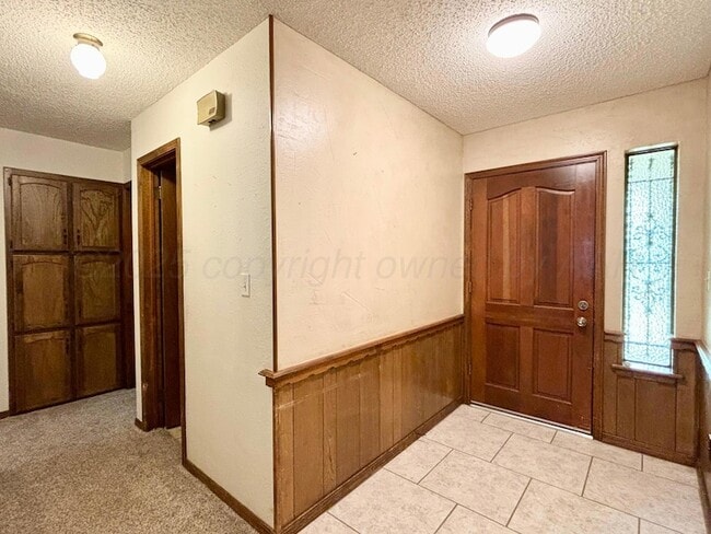 Building Photo - 4005 Linda Dr