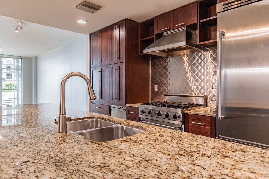 Kitchen and living area - 1120 E Kennedy Blvd