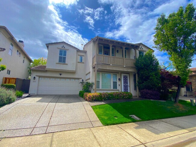 Building Photo - CLEAN AND SPACIOUS 4 BED, 2.5 BATH WITH COVERED BACK PATIO AND LUSH LANDSCAPING IN WESTLAKE COMMU...