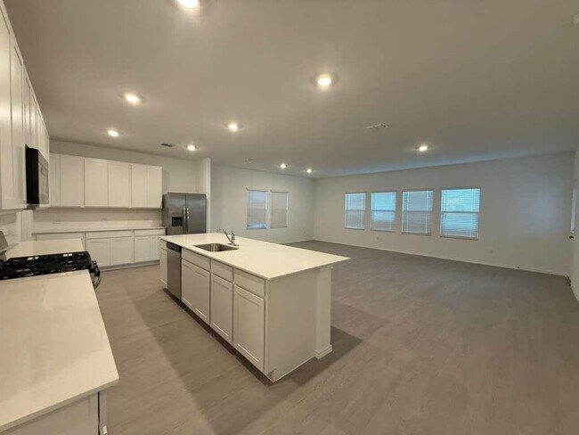 Building Photo - 18022 Lark Sparrow Dr