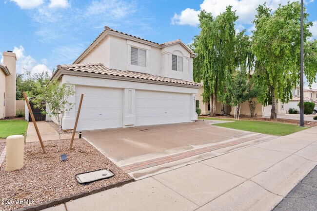 Building Photo - 861 W Shellfish Dr