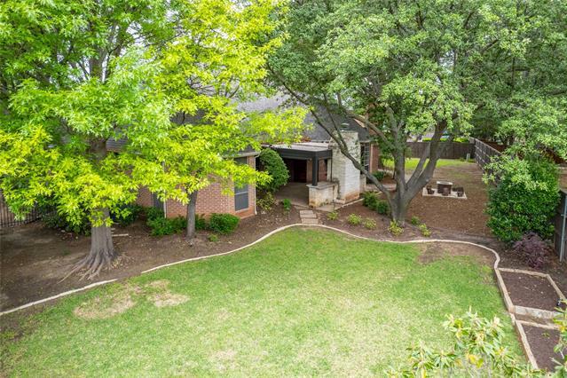 Building Photo - 325 Highland Oaks Cir