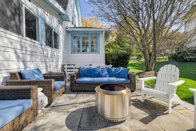 Building Photo - 53 Noroton Ave