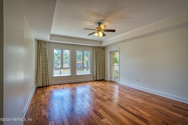 Building Photo - 525 3rd St N