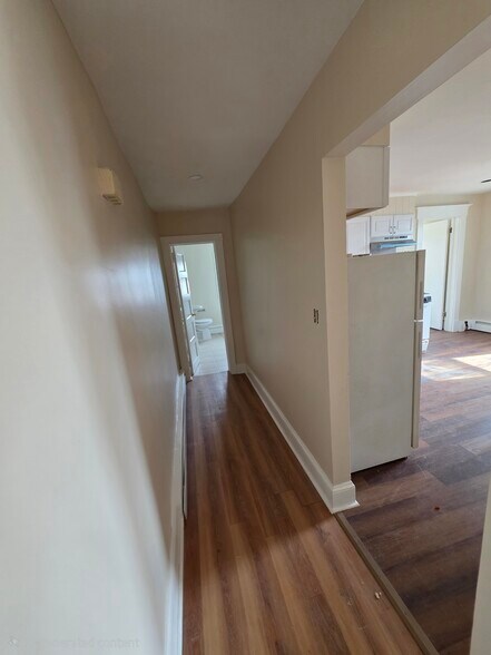 Hallway - 2092 US Highway 1