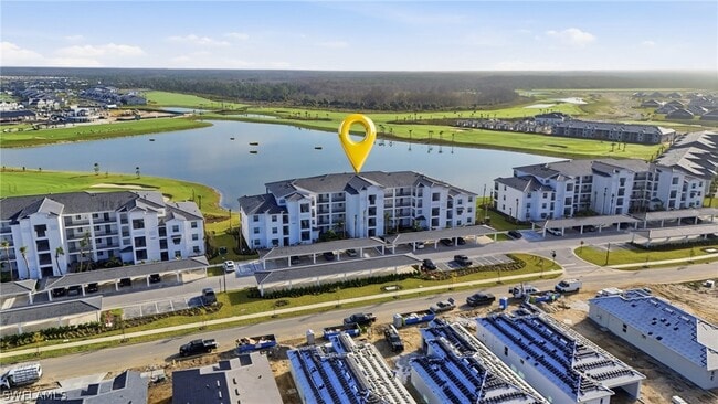 Building Photo - 15375 Grn Acrs Ave