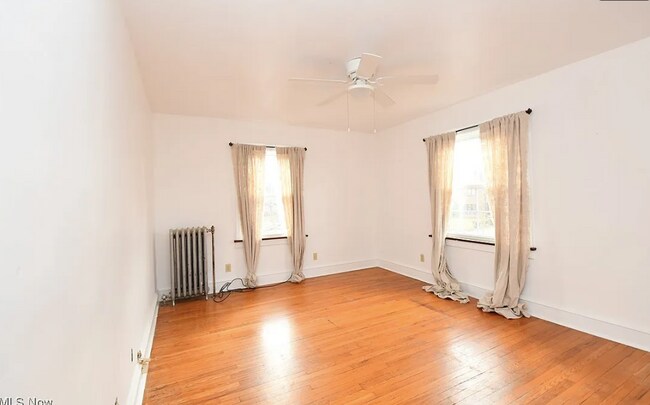 Building Photo - 3133 Albion Rd